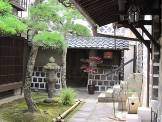 cafe2.jpg